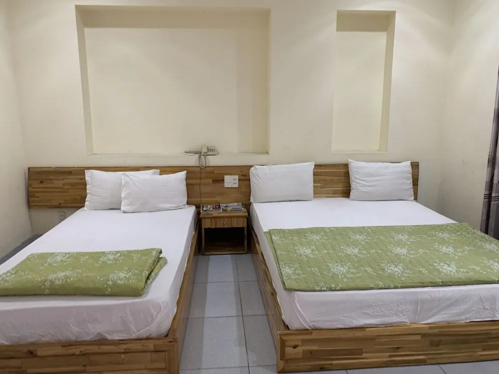 OYO 999 Vip Hostel