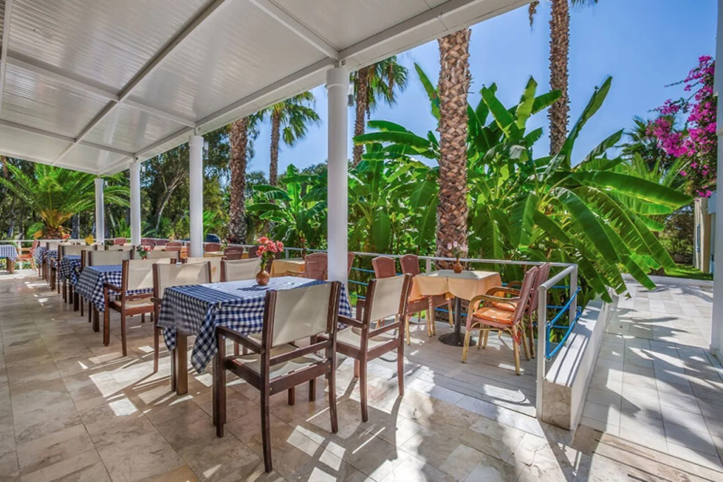 Cavo D'oro Hotel