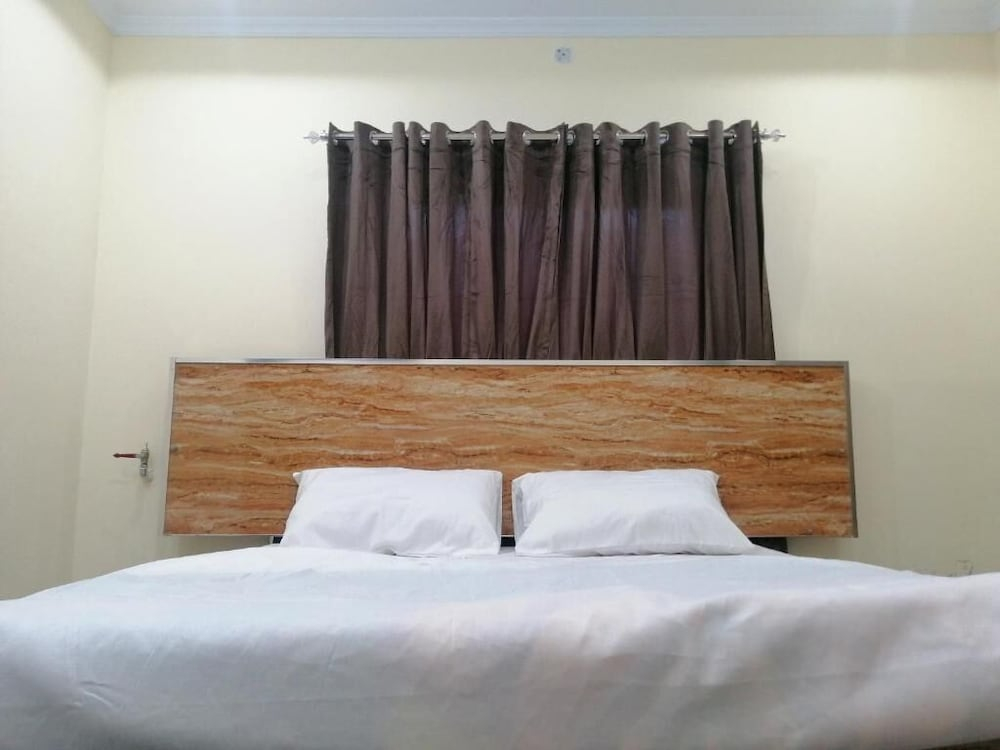 Navids Holiday Resort and Hotel, Murree