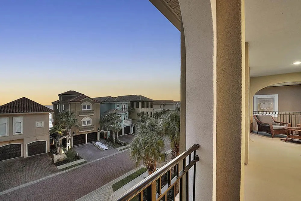 Villa Playa by Five Star Properties