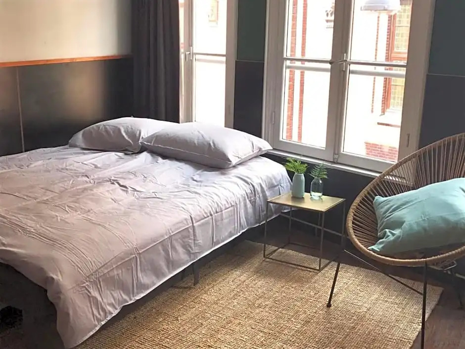 Amsterdam Red Light Bed & Breakfast