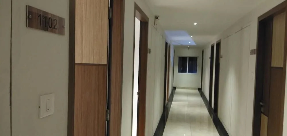Seasons Hotel