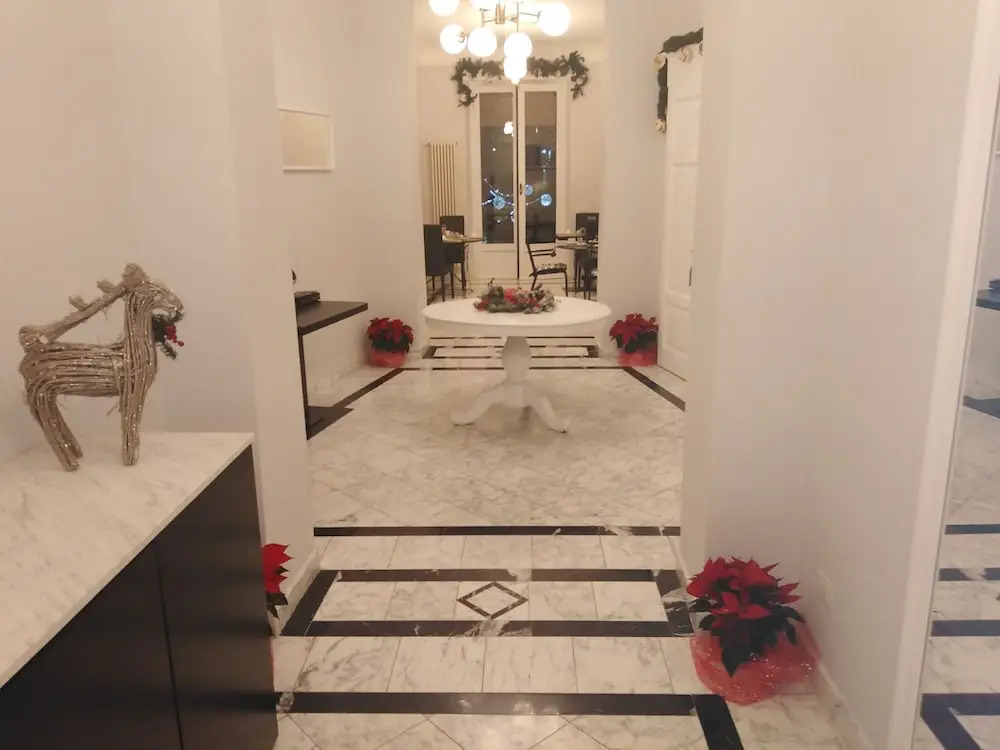 Compasso Suites Guest House