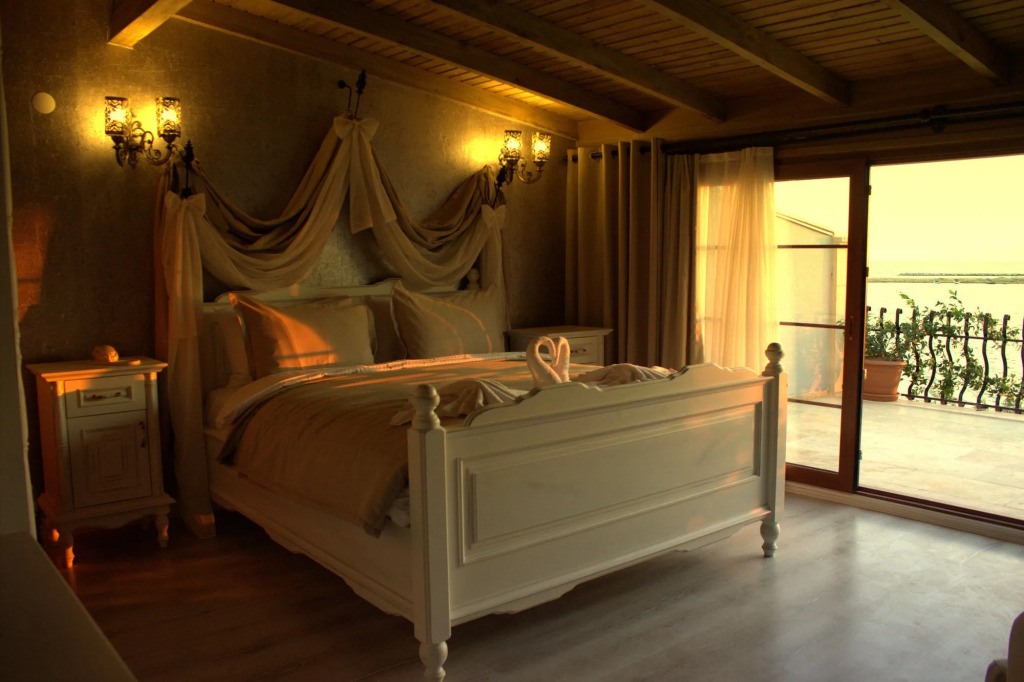 RA Hotel
