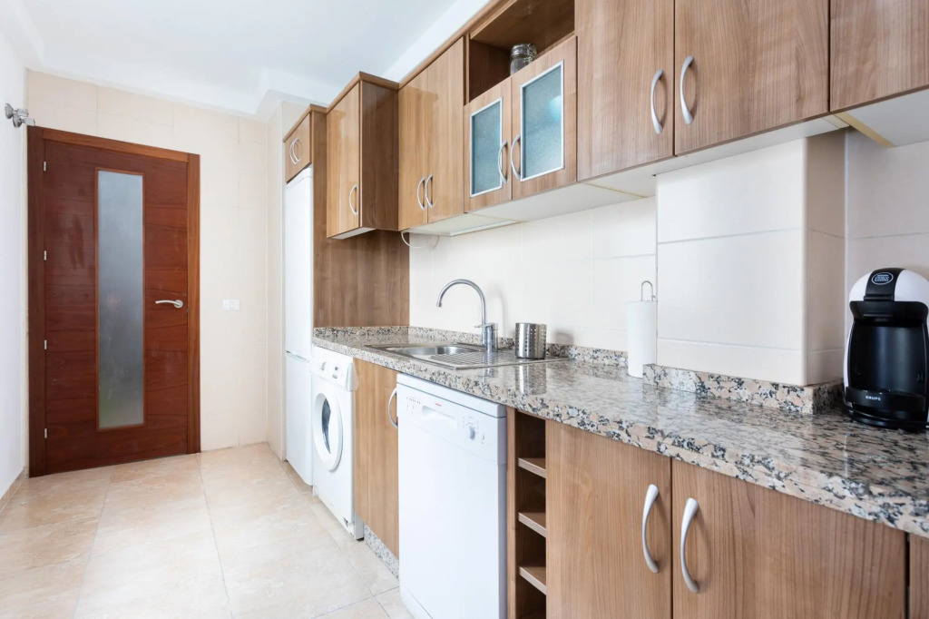 Home2Book Beautiful Duplex Parque La Reina + Wifi