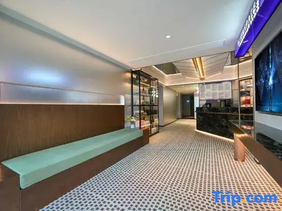 Heguang · ALIENSPACE E-sports Hotel (Chengdu Wenjiang Hopson One Mall Branch)