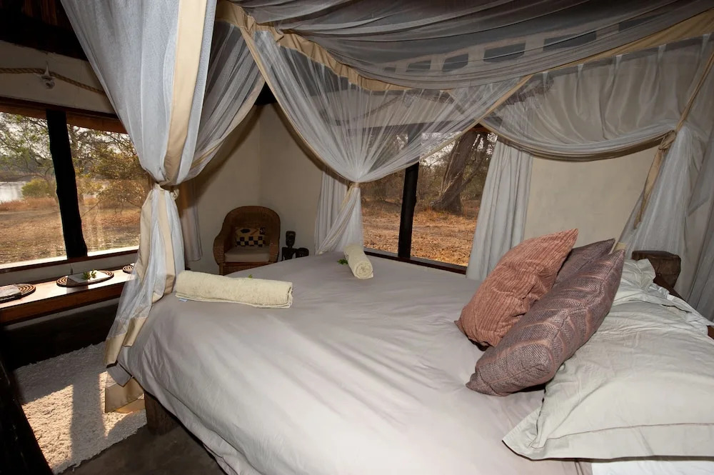 Hippo Lodge