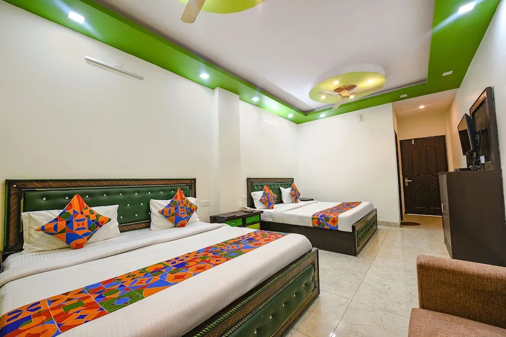Fabhotel Kempty Lake Resort