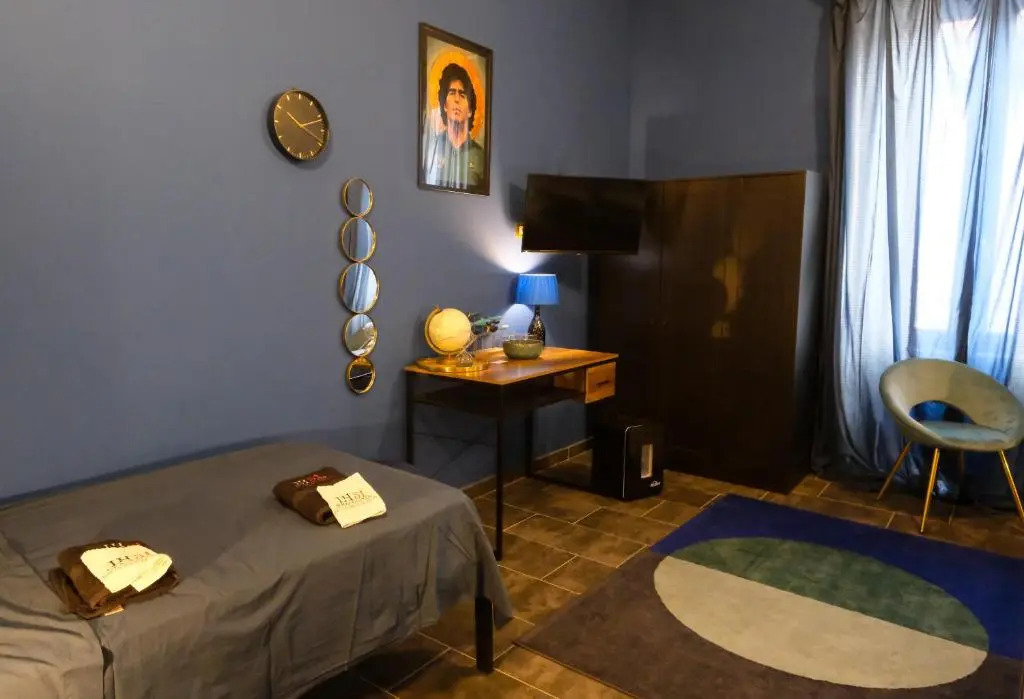 LH51 Rooms