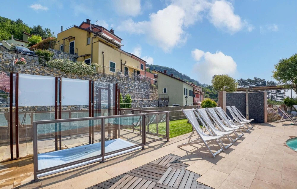2 Bedroom Gorgeous Home In Magliolo-Finale Ligure