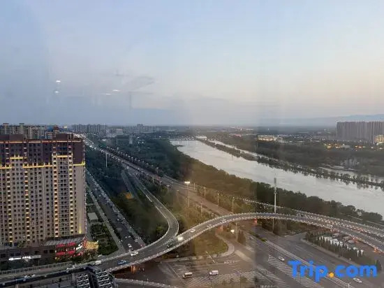 Youjia Selected Homestay (Central City Rainbow International)