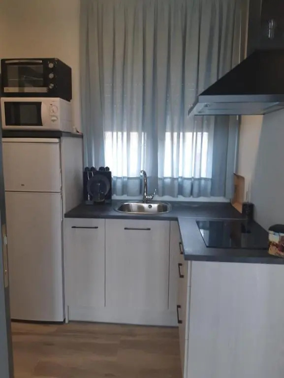 Casas Rurales Maribel - Complejo Moradas del Cerro 2 - Suites con Jacuzzi en Alcalá del Júcar