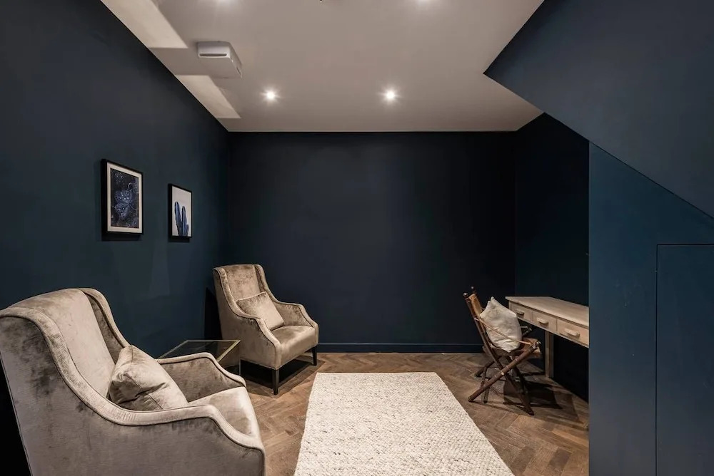 Modern, Bright & Elegant 3 Bed Fulham Maisonette