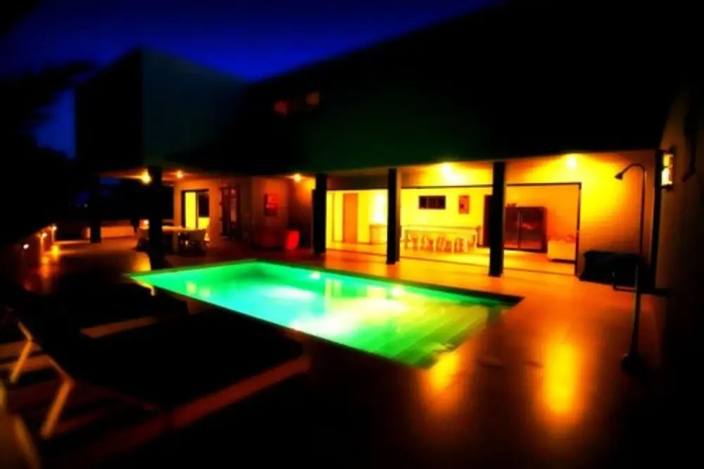 J E T S E T Villa Curacao