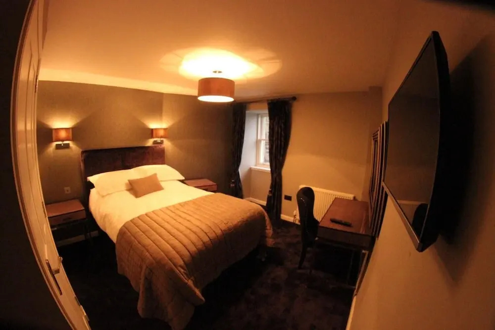 Shorehead Guest House