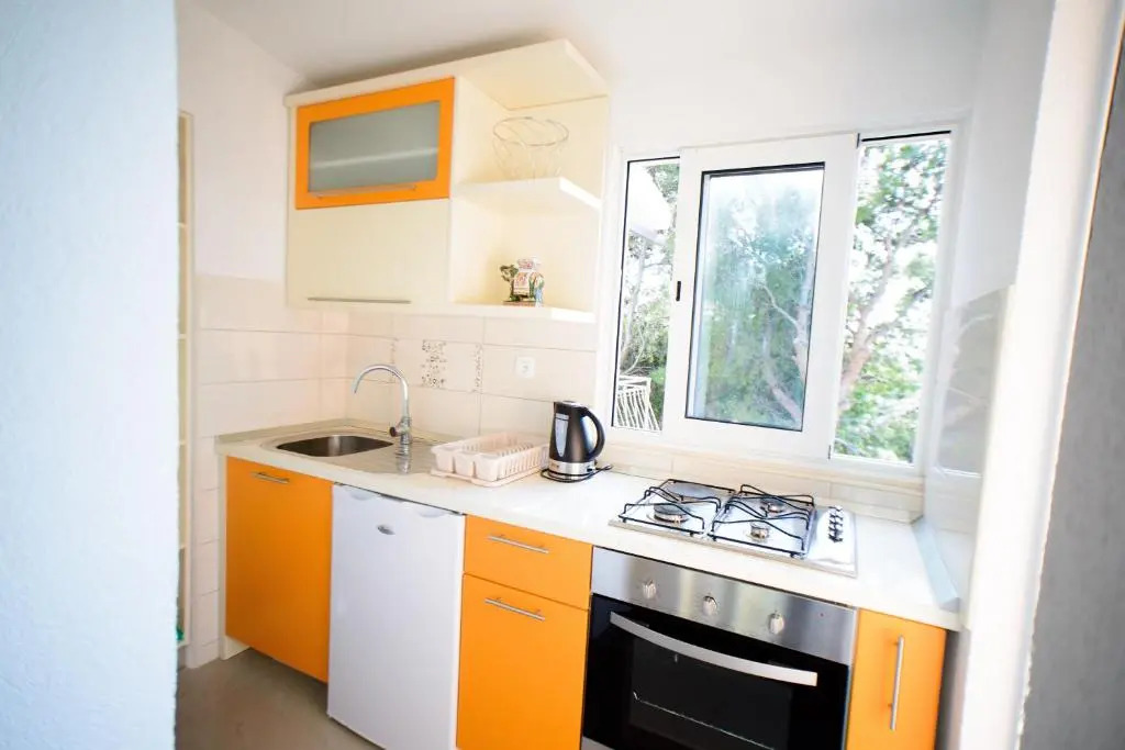 Lara Apartments