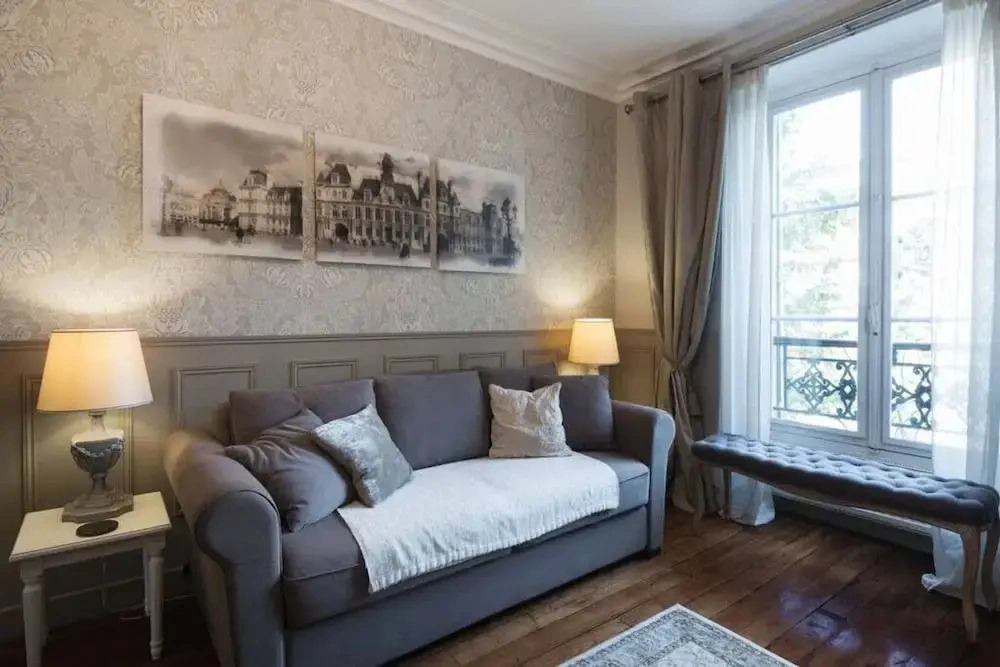 Le Triomphe Elysees - Ternes