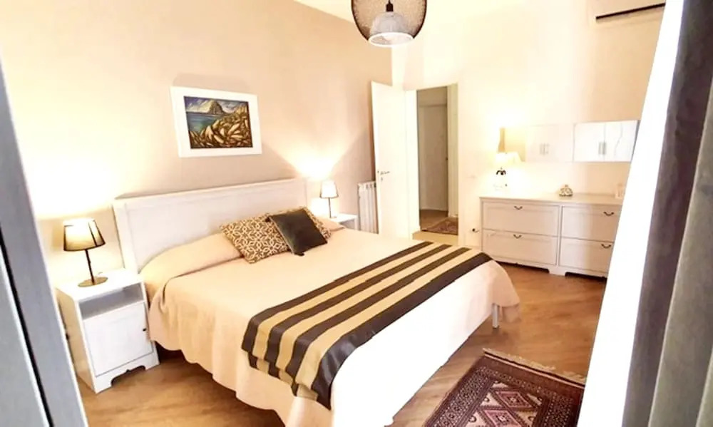 Apartment with One Bedroom in Palermo, with Wonderful City View, Furnished Balcony And Wifi - 7 Km From the Beach