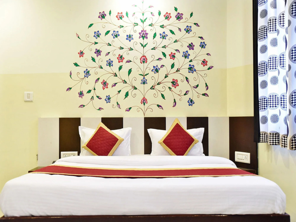 OYO 11389 Hotel NG Palace