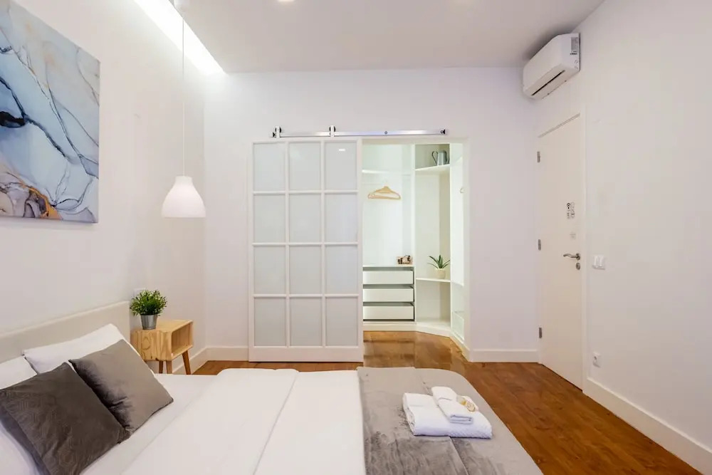Hola Lisbon Suites