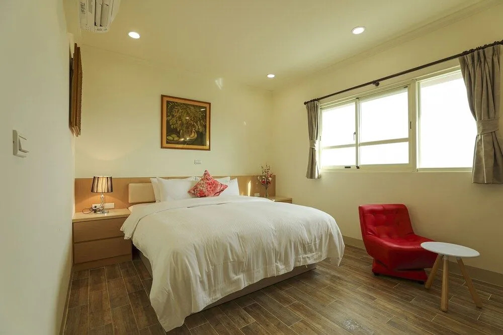 Tianyi Xuanyuan station homestay