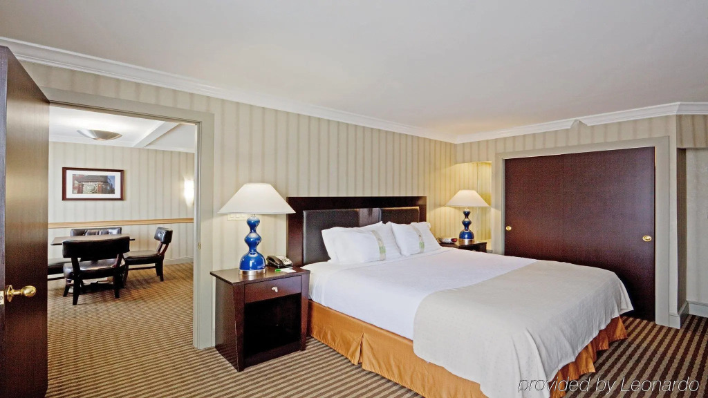 Doubletree By Hilton Concord Downtown