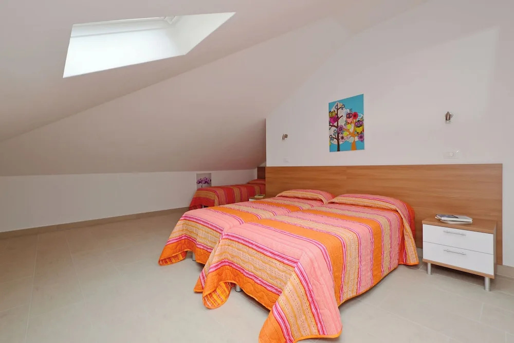 Seaside Escape for a Relaxing Stay
