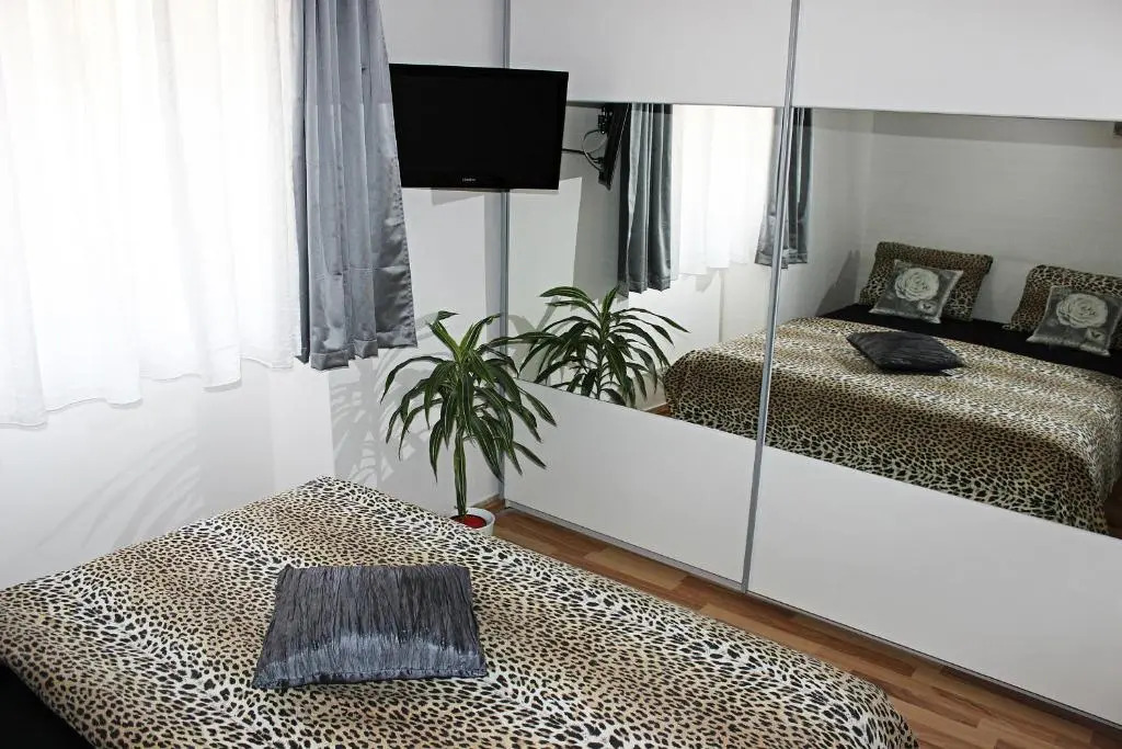 Room near the center