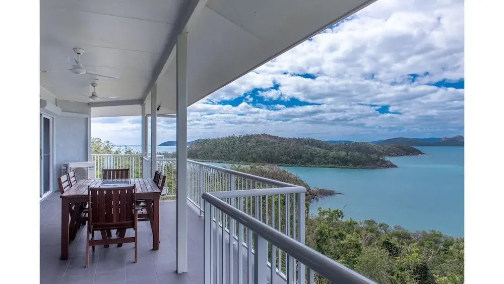 Picturesque on Passage - Whitsundays
