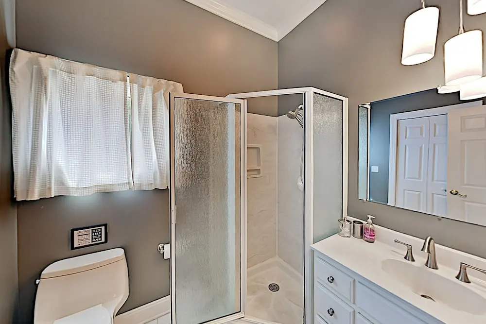 Panoramic Pool Paradise W/ Lake Lure View & Pool 4 Bedroom Home