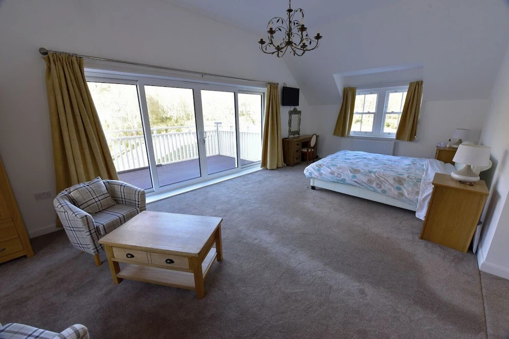 Forestview B & B