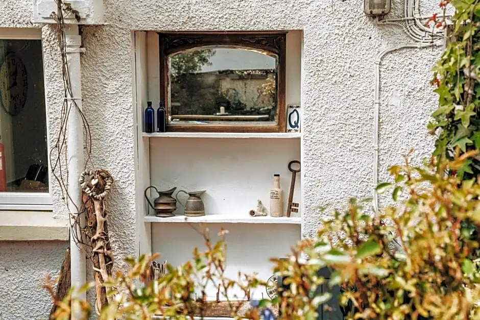 Hamilton Lodge - Cottage sleeps 8