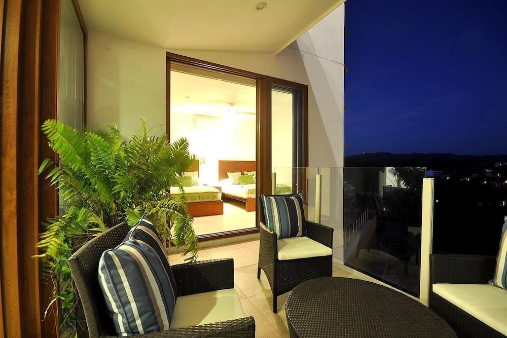 Amura 202 Alamar - 2 Br Apts