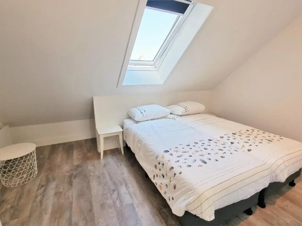 DJV86 NEW Modern holiday home in central location