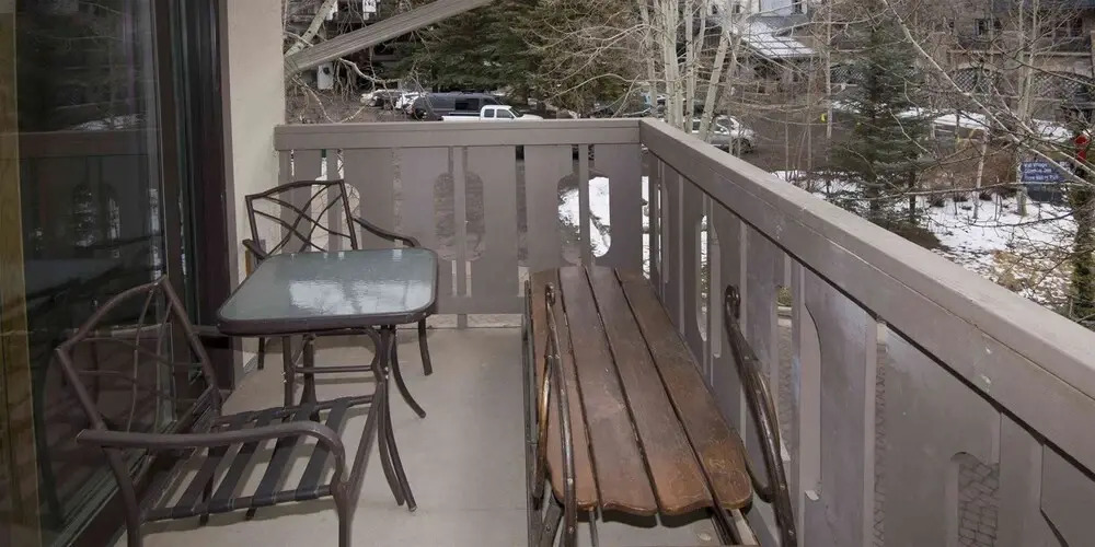 Vail Village 3 Bedroom Condo - Walk to Gondola One!