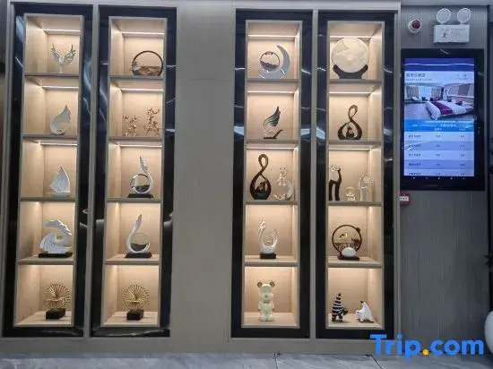 Yunmuxi Hotel (Nanla River Starry Night Market Branch)