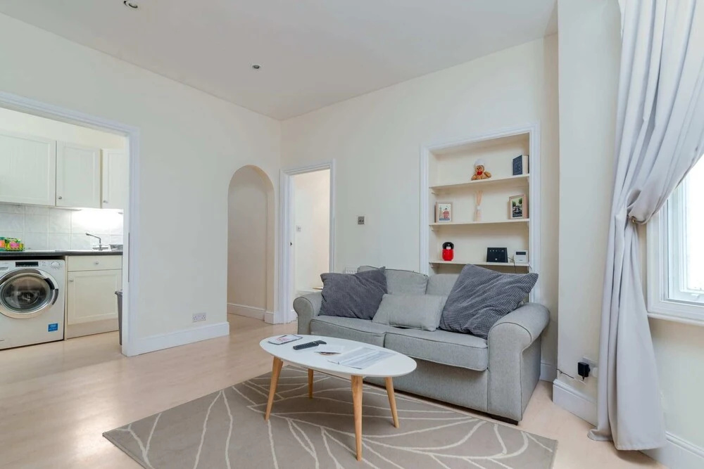 Homely Apartment near Olympia by GuestReady