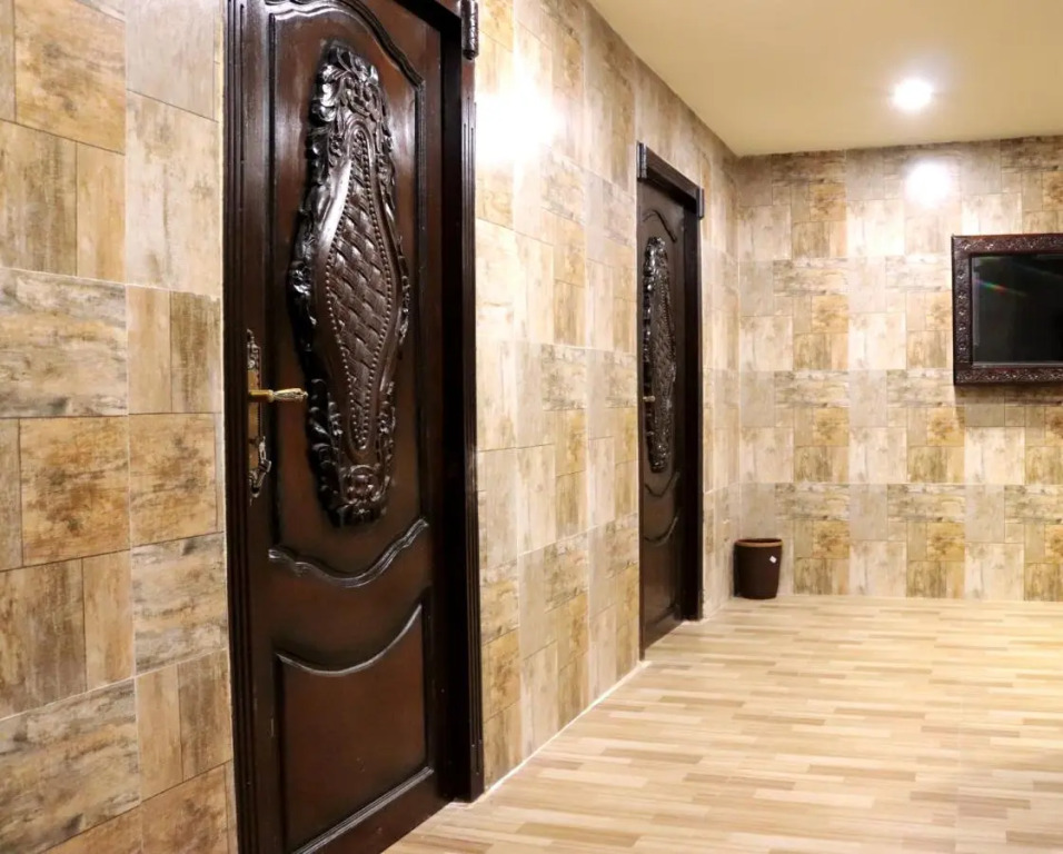 HYDERS PARK- THE LUXURY HOTEL