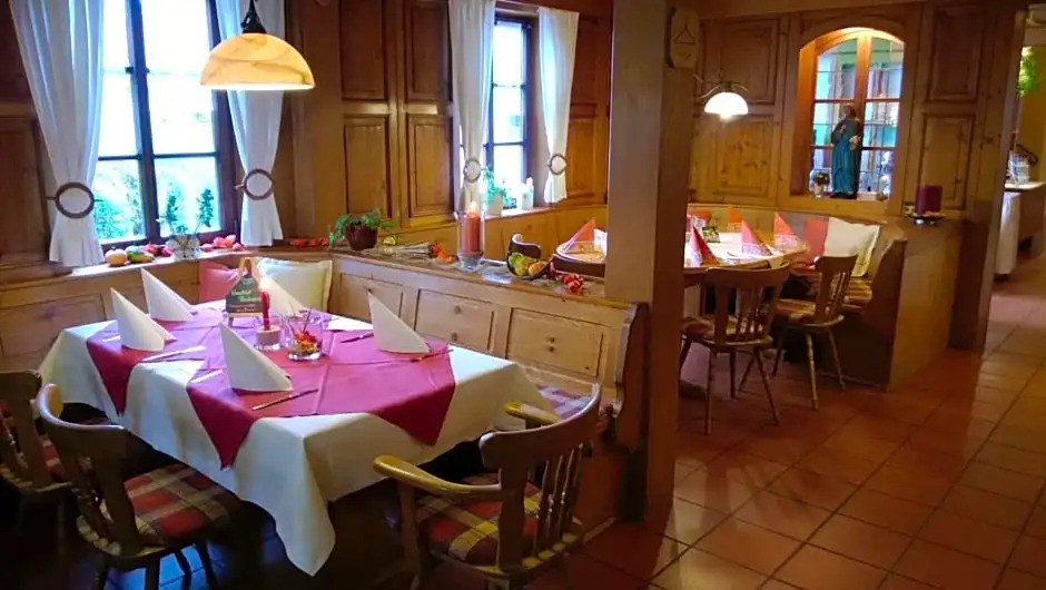 Landhotel Vierjahreszeiten