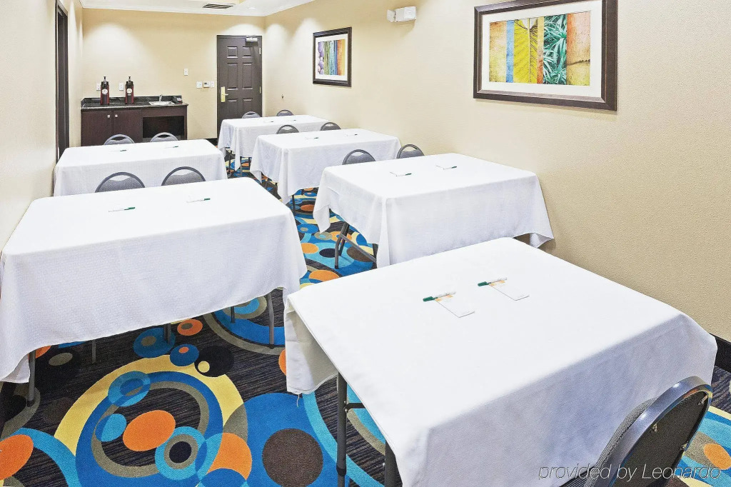 Red Lion Inn & Suites HOU Airport Road