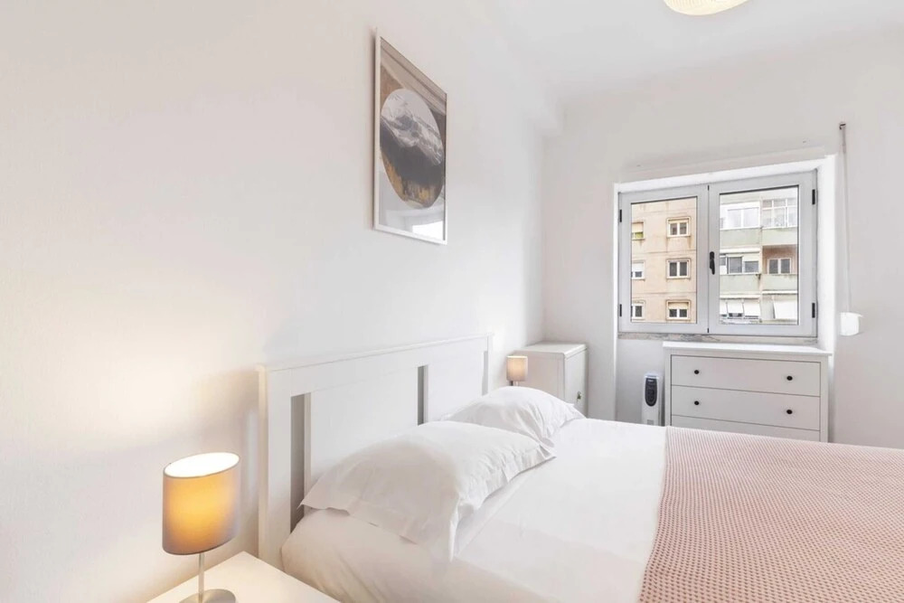 Beautiful 1 Bedroom Apartment Near Benfica
