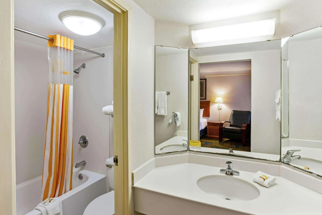 Rodeway Inn