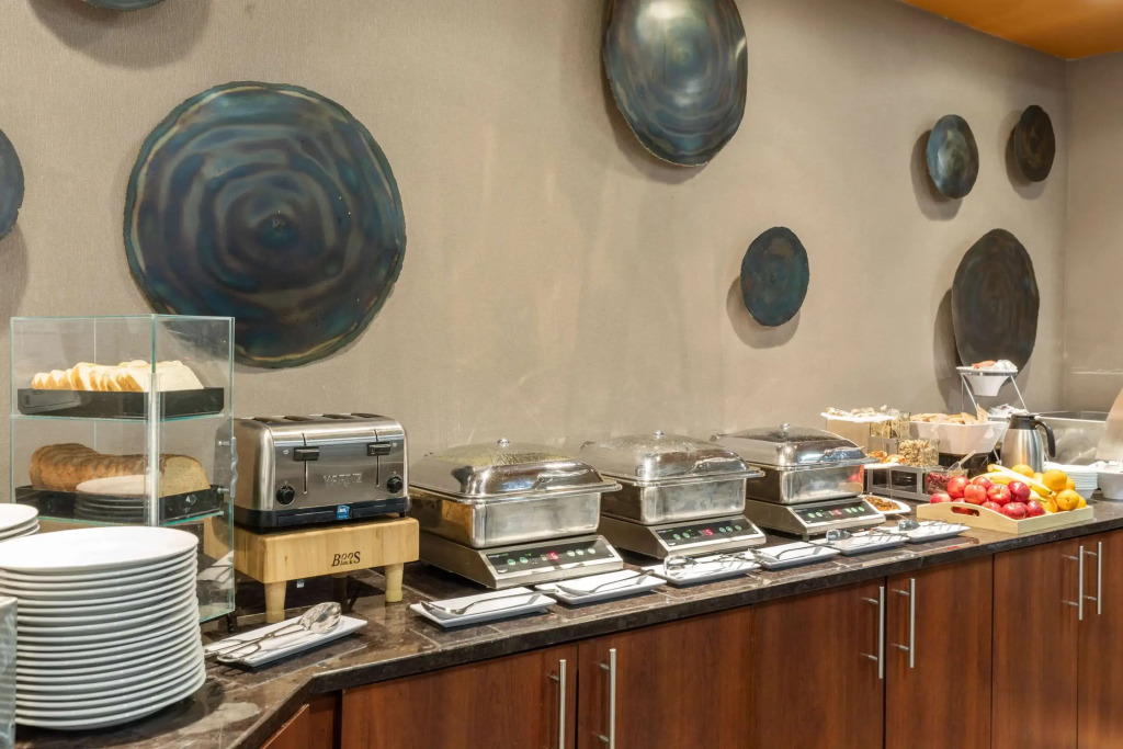 Cambria Hotel Plano - Frisco