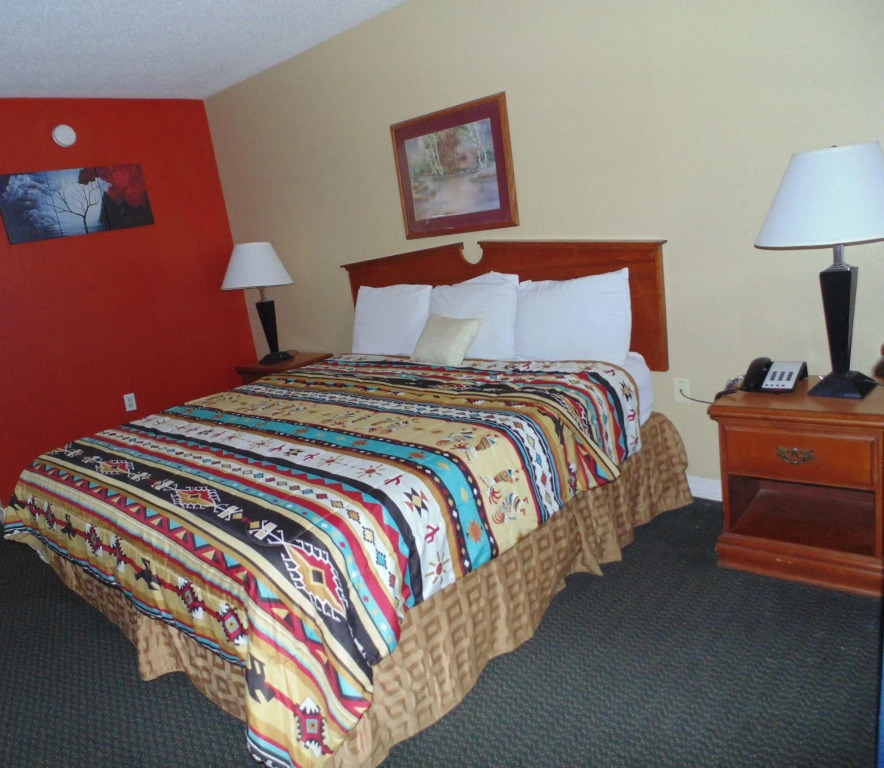 Log Cabin Inn
