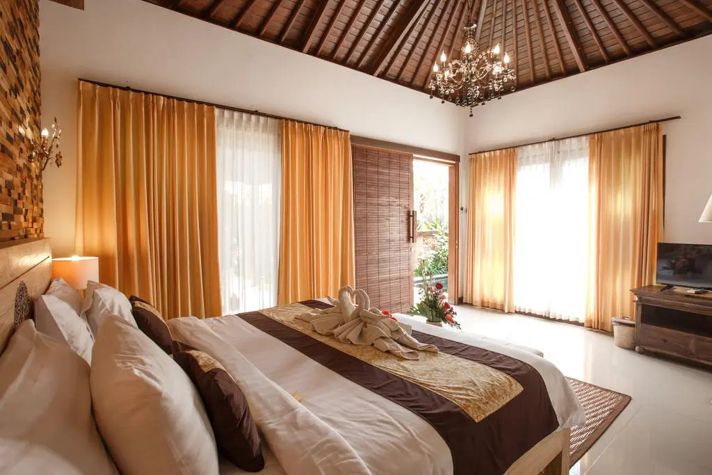 Ubud Raya Villa
