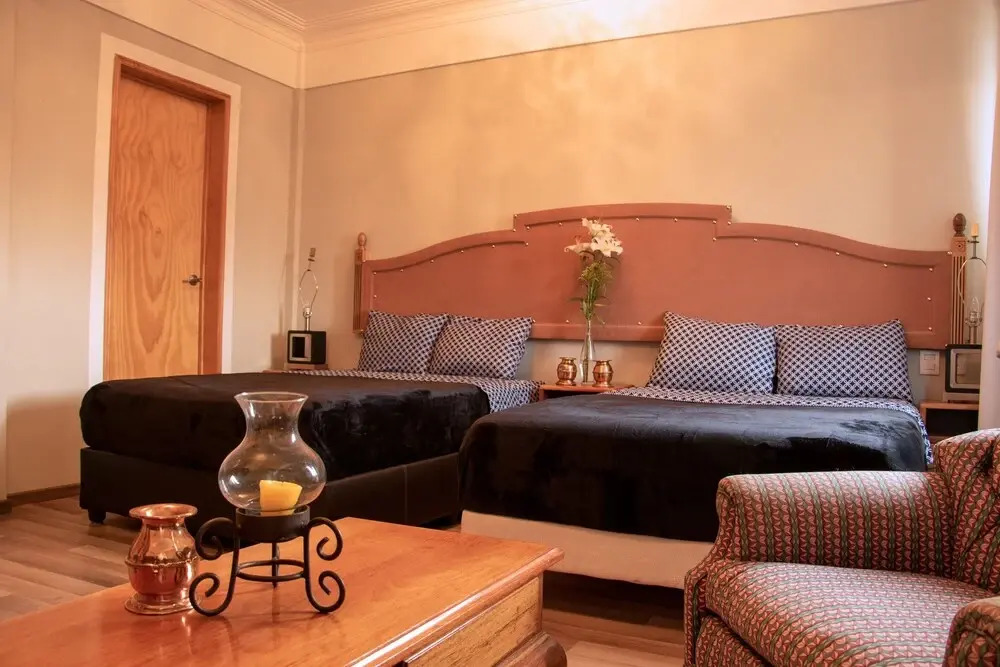 Antique Hotel