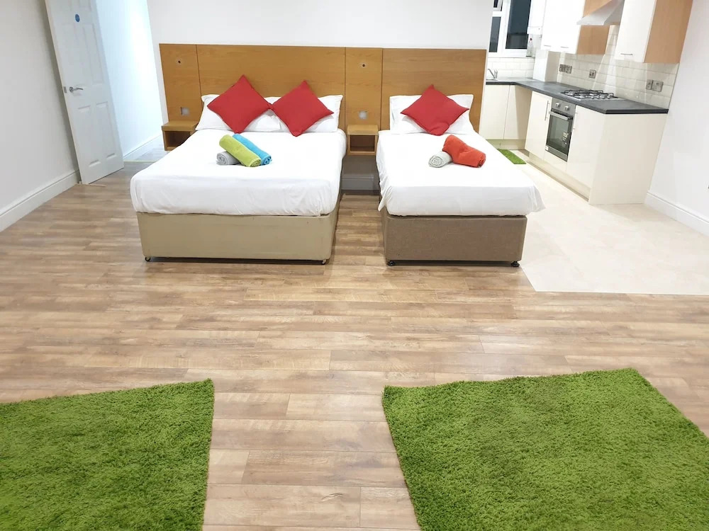Stratford Rooms