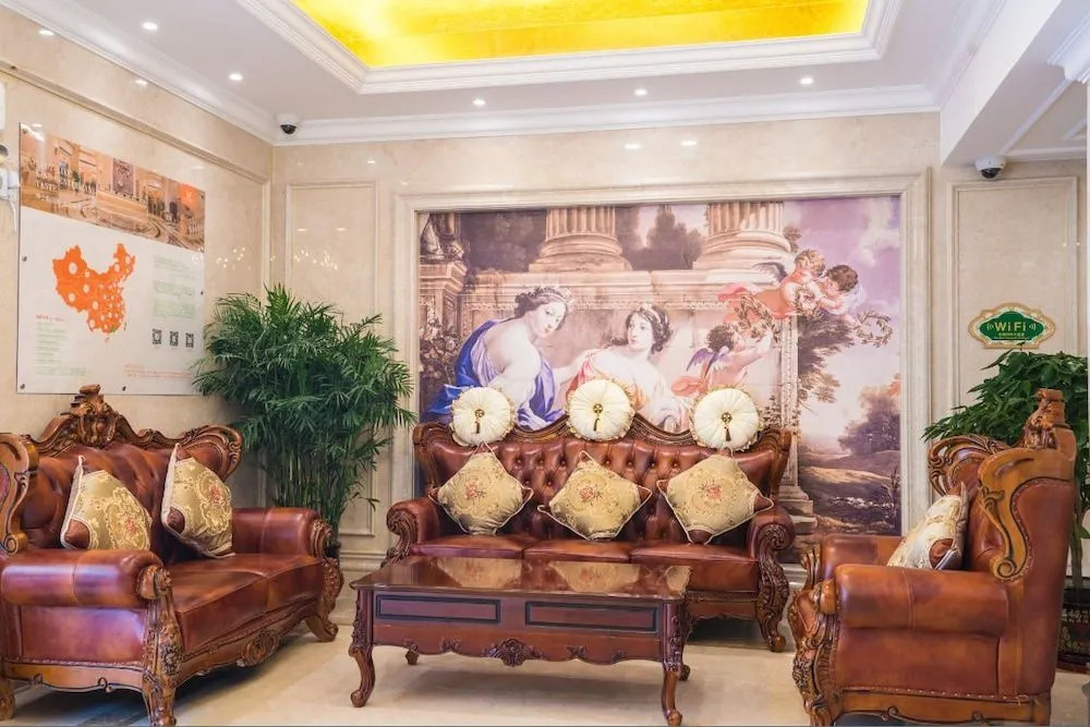 Vienna Hotel Yishan Rd Station Branch
