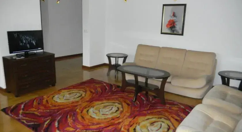 Apartment Nowiniarska near the Old Town