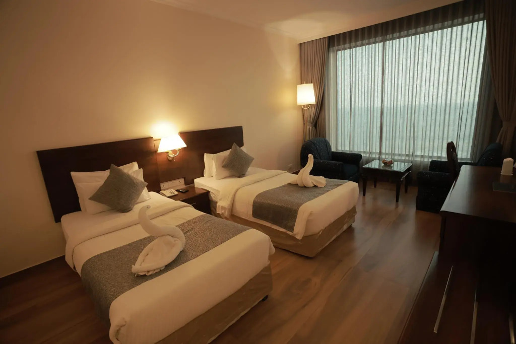 Отель Коллама The Quilon Beach and Convention Center